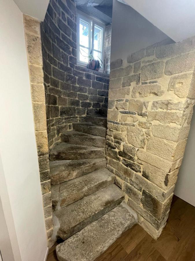 Spacieux n°1 en centre historique Landerneau Extérieur photo